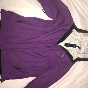 Northface Women’s Raincoat